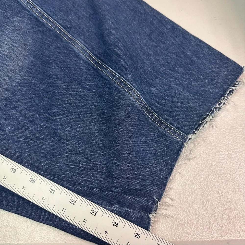 Universal Thread Women's High Rise Curved Leg Ankle Blue Denim 17R